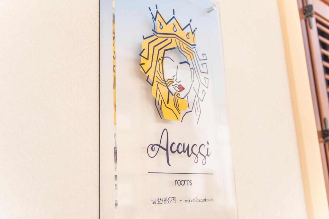 Accussi Rooms 산비토로카포 외부 사진