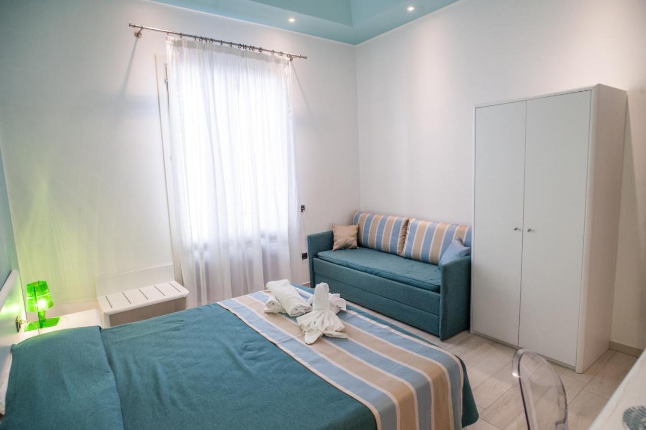 Accussi Rooms 산비토로카포 외부 사진