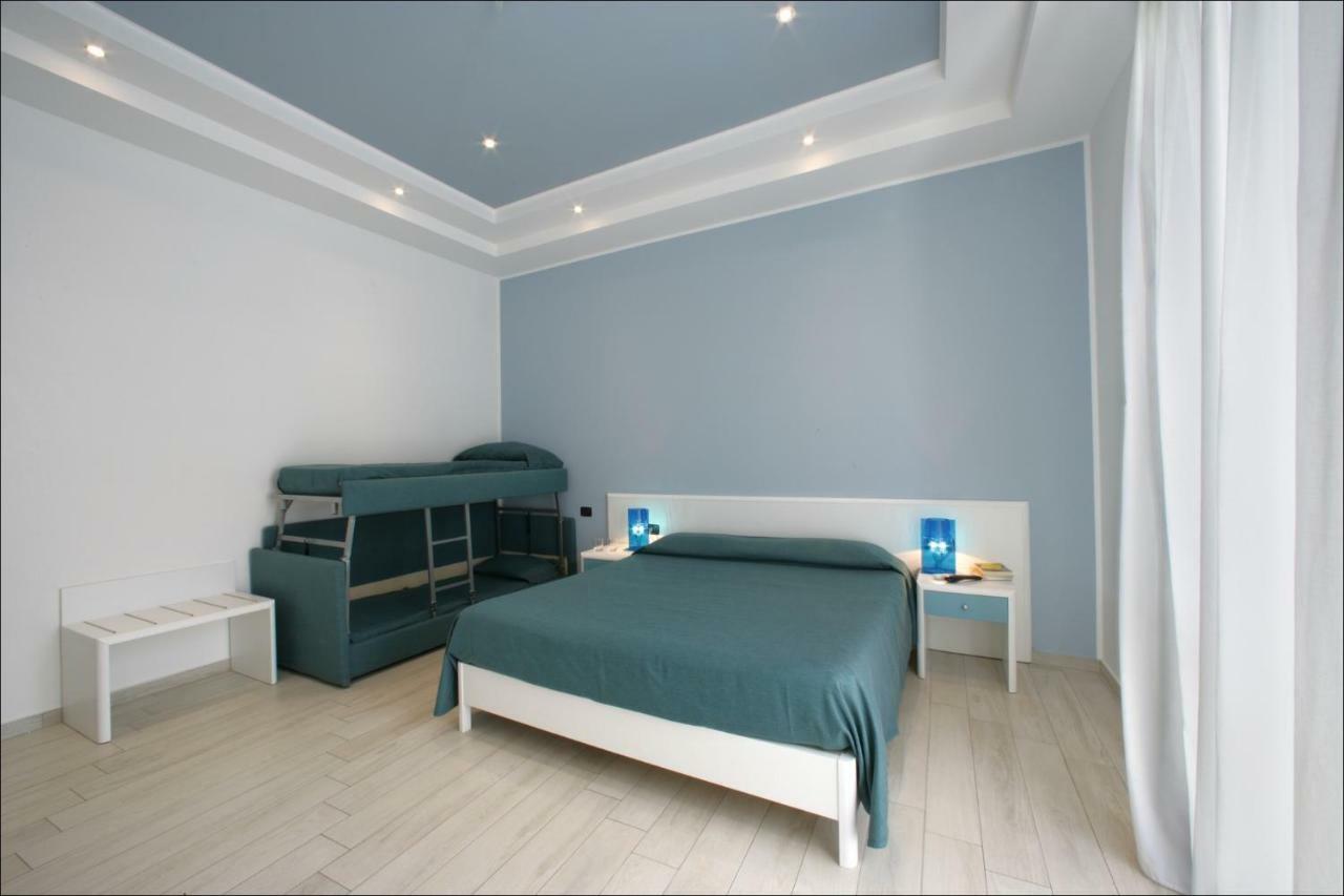 Accussi Rooms 산비토로카포 외부 사진